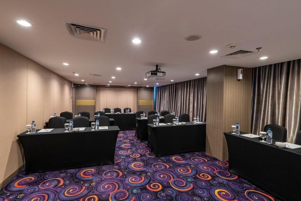 Arthama Tanah Abang Yakarta Exterior foto